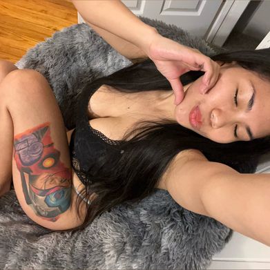 MIA (itsmiavine) Header Photo Added 2024-10-27