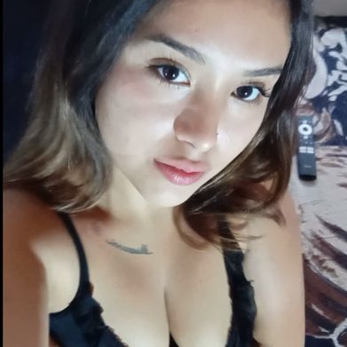 OnlyFans Model Ella (ellaxsecrets) Profile Image