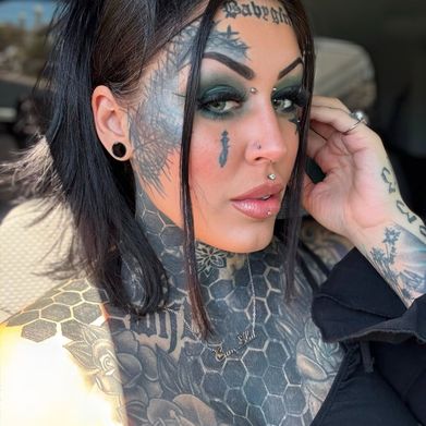 Raven Wxxd (gutterwife) Profile Photo Added 2025-08-13