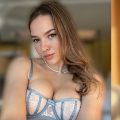 Elissa (snowyelisse) Header Photo Added 2025-06-15