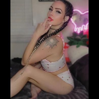 Phoenix🧚‍♀️ (phoenixfae555) OnlyFans Profile Image