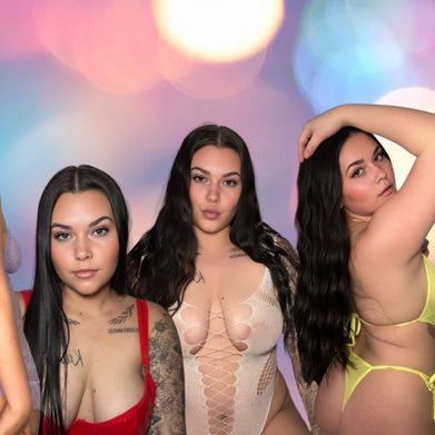 KHLOEE UR GF ❄️💖 (khloee.wren) Header Photo Added 2025-06-24