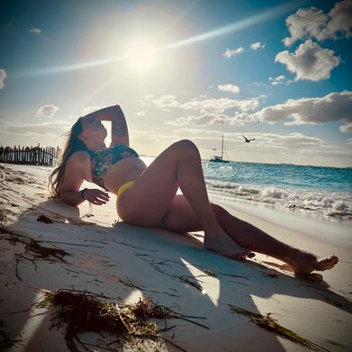 Stella Bee (xstellabeex) Header Photo Added 2024-08-22