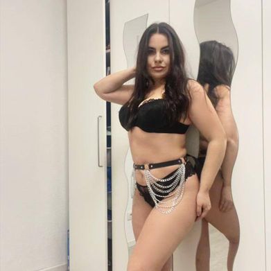 Lily Lane (lilylane_x) Header Photo Added 2025-03-28