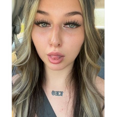 OnlyFans Model Autumn 💗 (autumnsunshine04) Profile Image