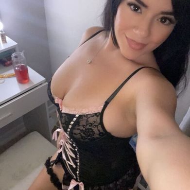 Princezz Tatiana👸🏻🎀💦 (tatiana90210) OnlyFans Profile Image