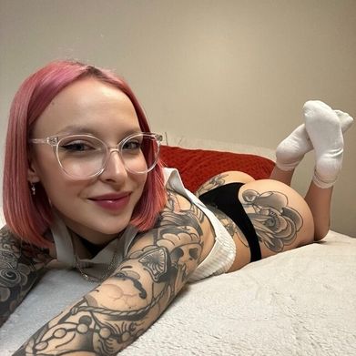 Aubrey White (aubreywhitexo) Header Photo Added 2025-12-05