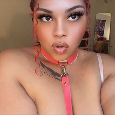 KYLIE CAKES🎁🎄 Added Photo on 2025-03-19