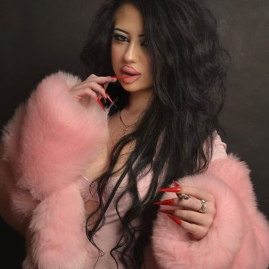 Alexis Keys (alicesweetheart) Profile Photo Added 2025-11-10