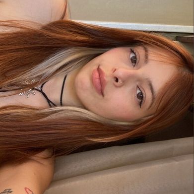 Ariana sweet🌷 (ariyoursweet) Header Photo Added 2025-11-20