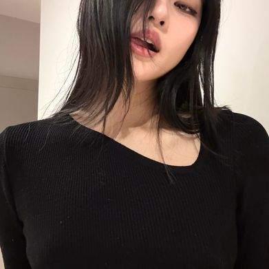 Fox Tattoo Girl (foxtattoogirl) Profile Photo Added 2025-02-11