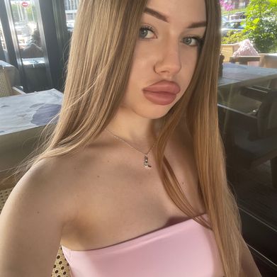 Aria Muse 💎 (ariamuse) Header Photo Added 2025-09-12