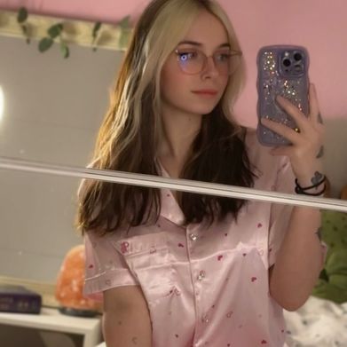 Marie 🦕 (blossomprinxess) OnlyFans profile photo