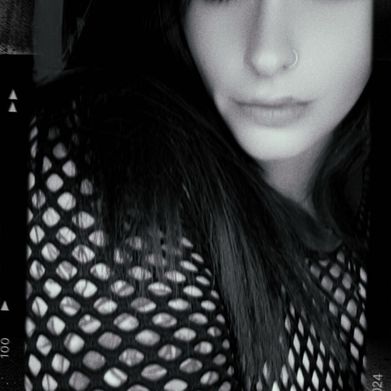 Samantha Nicole Added Photo on 2025-02-14