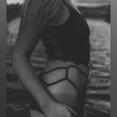 Battle Blonde 🪖 Added Photo on 2025-05-17