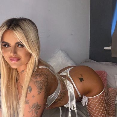 Leah (leahtormey12) Header Photo Added 2025-08-19