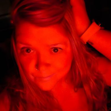 Mariiee (mariiee77) Profile Image