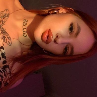 Alya 🤭 (yummy_foxyy) Header Photo Added 2025-02-06