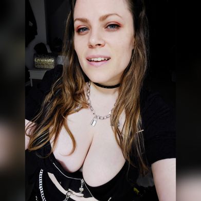 CrazySnakeLady (u456617866) OnlyFans Profile Image