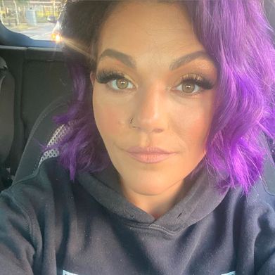 OnlyFans Model Lili Loren (poundmehard384) Profile Image