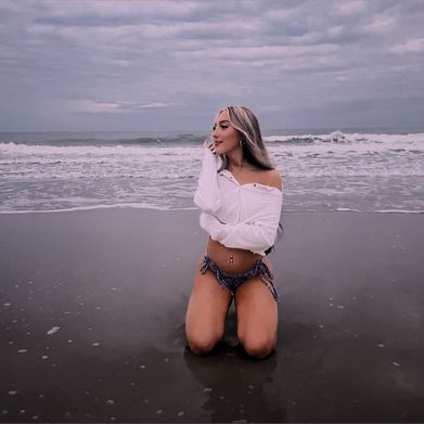 Nevaeh (nevaehkirb) Header Photo Added 2024-10-18