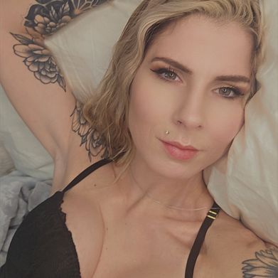 OnlyFans Model Delilah (ddelilah14300) Profile Image