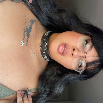 KYLIE CAKES🎁🎄 (pleasingpiscesx) Profile Photo Added 2025-08-18