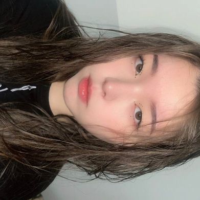 r1verta (r1vertaaa) Header Photo Added 2025-12-02