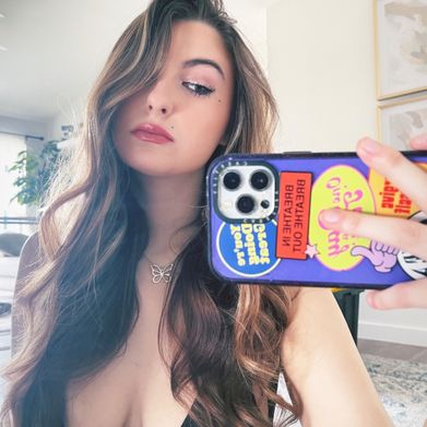 Ella (fantasyella) Profile Photo Added 2024-11-09