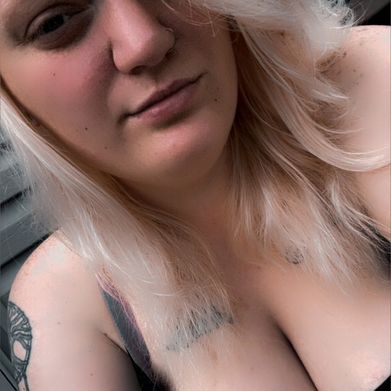 Cate (lilkinkybae) Profile Photo Added 2025-09-06