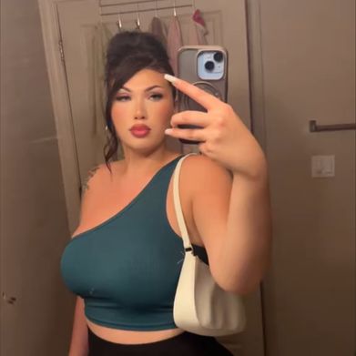 Becca💕✨ (becca4afee) Profile Image