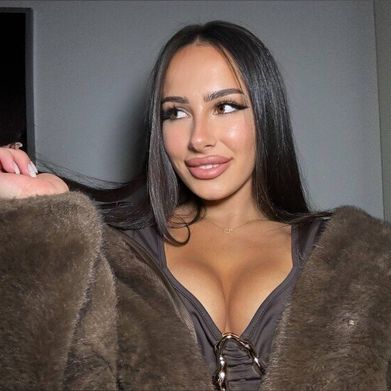 OnlyFans Model RIRI (ririks_ri) Profile Image