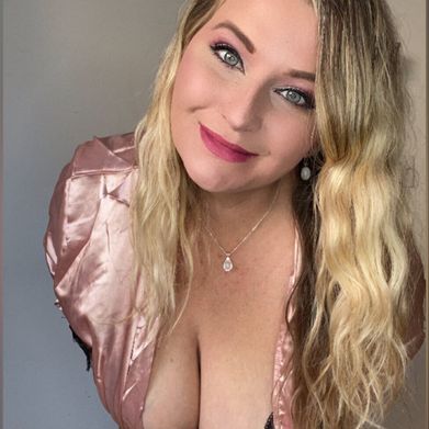 StonerMommy40 (stonermommy40) Profile Photo Added 2025-01-02