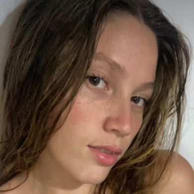 Clara 🩷 (claraamtiii) Profile Photo Added 2025-02-25