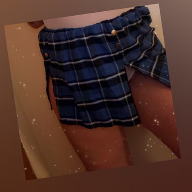 m M b (just4uxxx3) Header Photo Added 2025-08-12