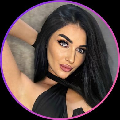 😈 𝐖𝐢𝐥𝐝 𝐑𝐢𝐧𝐚 😈 (wwld_godde_s) OnlyFans Profile Image