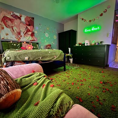 Xena Amor (xenaamor) Header Photo Added 2025-03-08