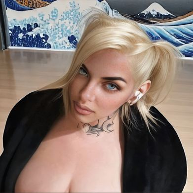 Jamie JameStar (jamiejamestar) Profile Photo Added 2025-05-28