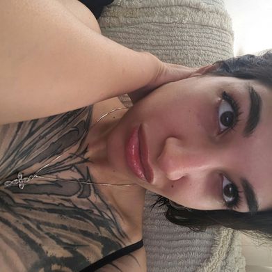 Fior 🌸 (fior.nebula) Profile Photo Added 2025-08-03