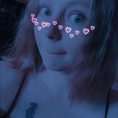 Lotus (lotusmarie87) Profile Photo Added 2025-07-18