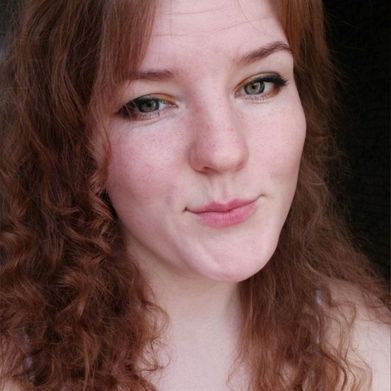 NaughtyShy (oneshymoon) Profile Photo Added 2025-09-25