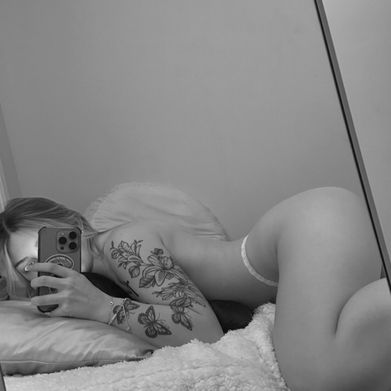 👱🏼‍♀️ Emie | 🇺🇸 Los Angeles, CA (emiefoxxx) Header Photo Added 2025-05-06