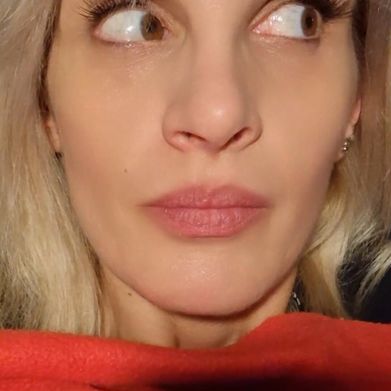 Insatiable mistress Added Photo on 2025-03-19