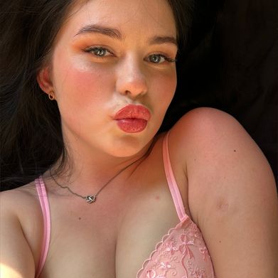 OnlyFans Model Mia Sincler (miasinclerr) Profile Image