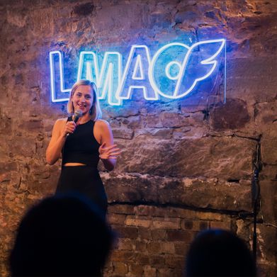 Lily Phillips (lily-comedy) Header Photo Added 2025-02-26