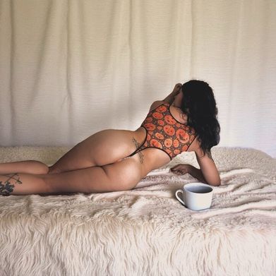 Uni-Shorn 🦄 (shorn_xx) Header Photo Added 2025-10-10