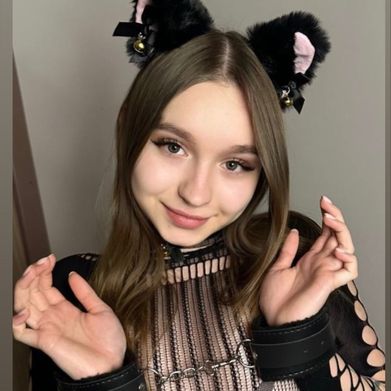 ✴𝕤𝕖𝕩𝕪 🎀 𝐸𝓋𝑒 🎀 ✴ (holy_eve) Profile Photo Added 2025-05-28