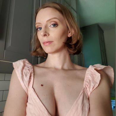 Wild Mushroom Mami (wildmushmamifree) Profile Photo Added 2025-08-13