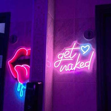 Julie💎Nicole (jbeautyx) Header Photo Added 2025-09-28