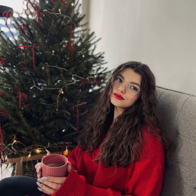 Lily Rush (lilyrush) Header Photo Added 2025-05-12